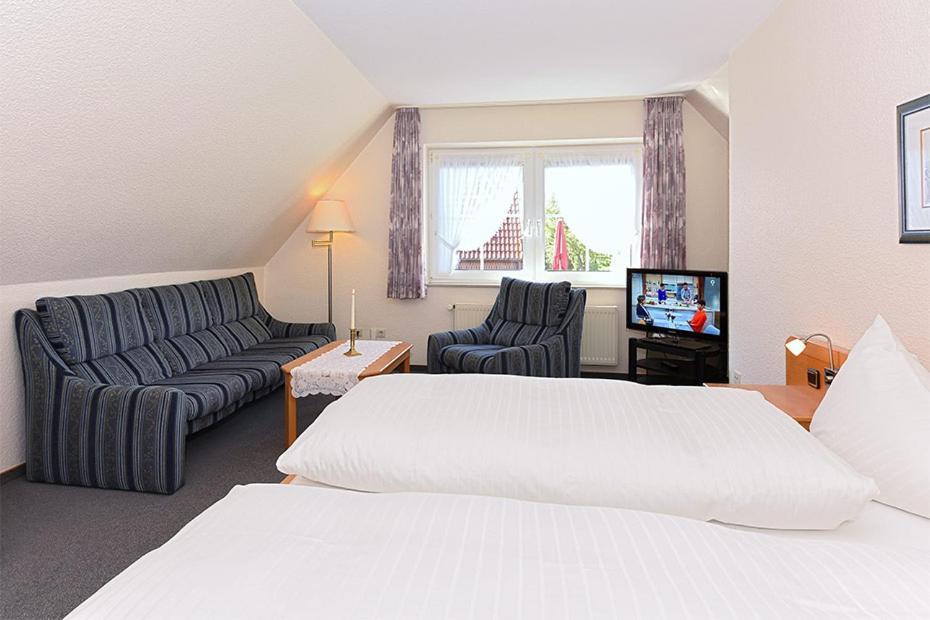 Hotel Garni Poggenstool 纽哈灵吉塞尔 外观 照片